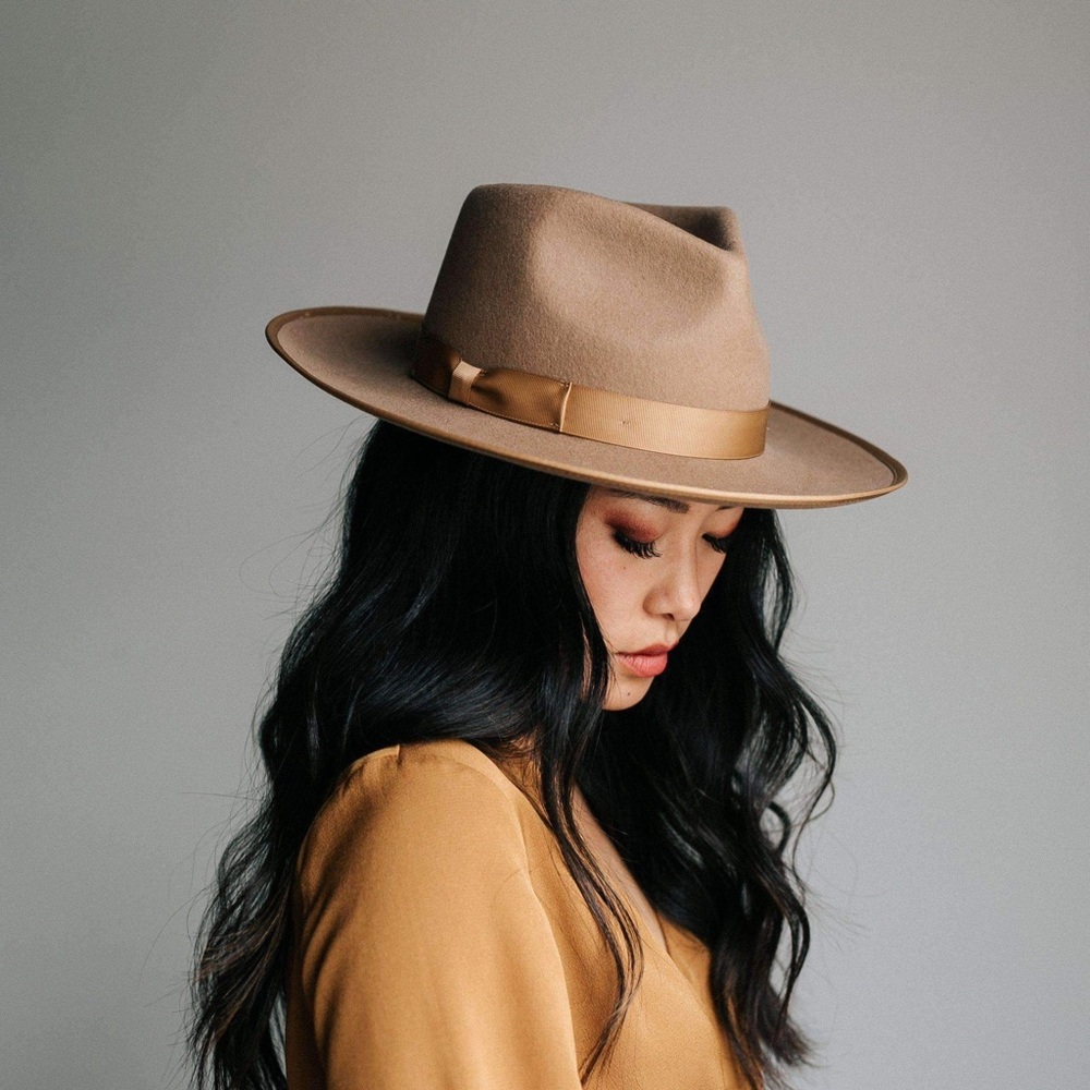 Gigi Pip Monroe hat size s/m brown